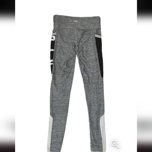 PINK Victoria’s Secret Gray & Burgundy Ultimate Side Pocket Leggings Size Large